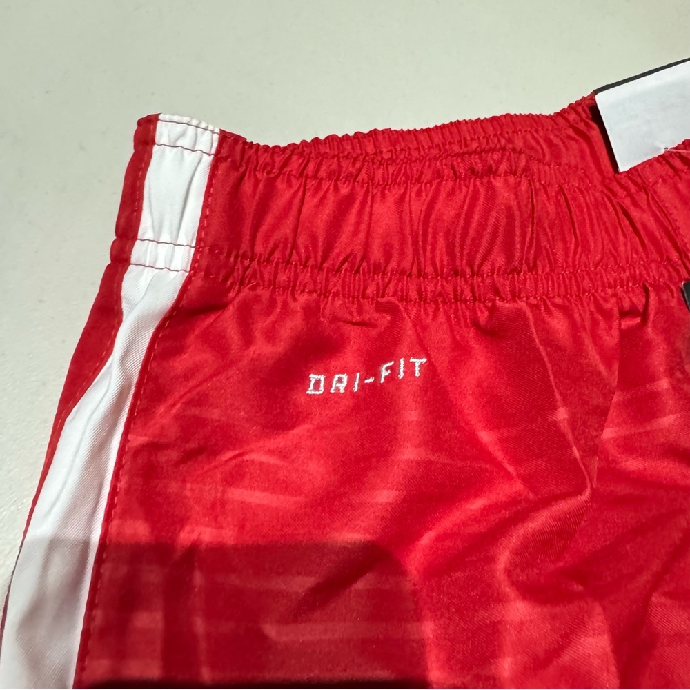 NWT NIKE DRI-FIT RED SHORTS WHITE STRIPED SZ SMALL S - Picture 4 of 6